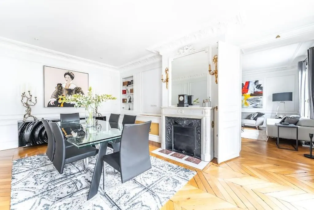 Luxueux Appartment Georges V Paris 0*,  France