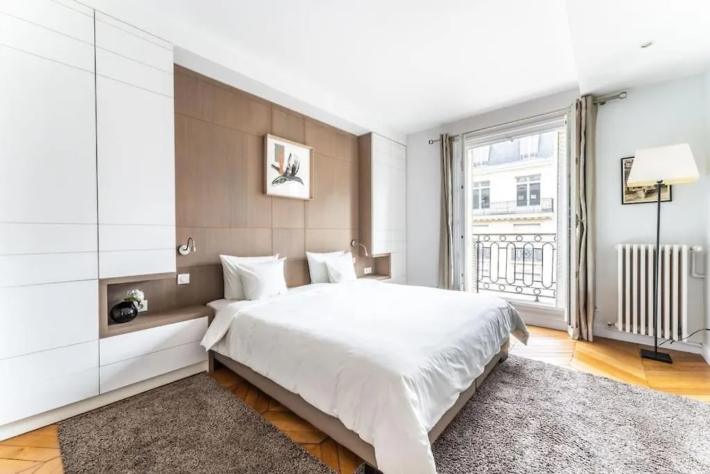 Apartment Luxueux Appartment Georges V Paris